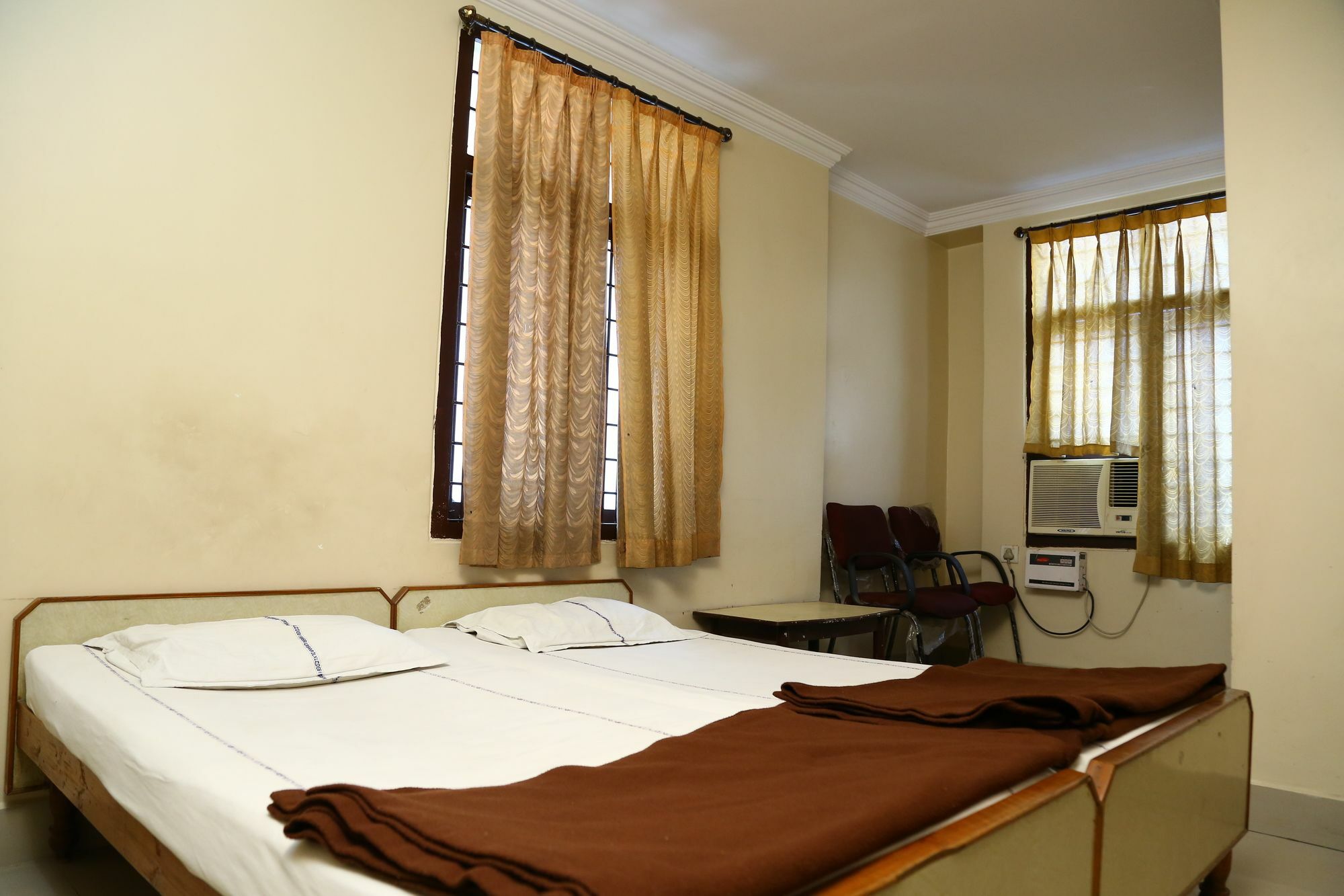 Sri Sai Krishna Deluxe Lodge Haïdarabad Extérieur photo